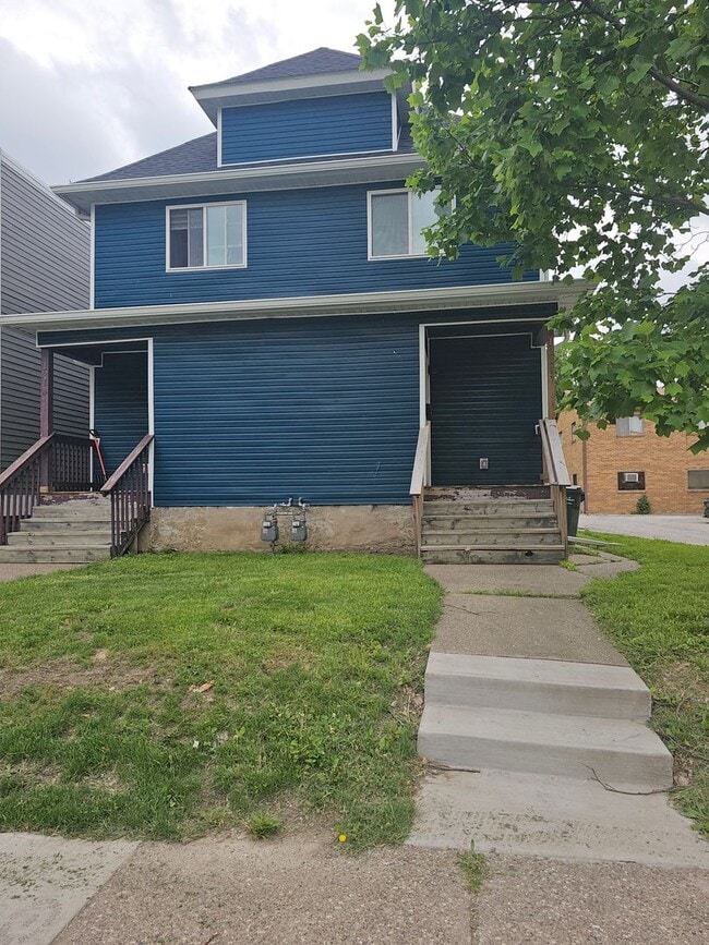property at 1211 College Ave