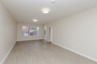 630 Mariposa in Oakland, CA - Foto de edificio - Building Photo