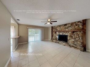 907 Lakemont Dr in Valrico, FL - Building Photo - Building Photo