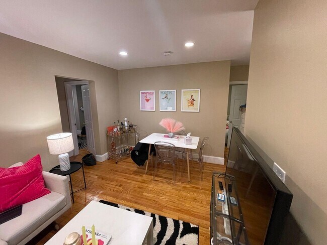 property at 76 Egmont St