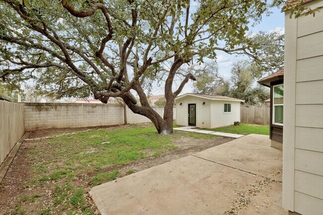 2902 Buckeye Trail in Cedar Park, TX - Building Photo - Building Photo