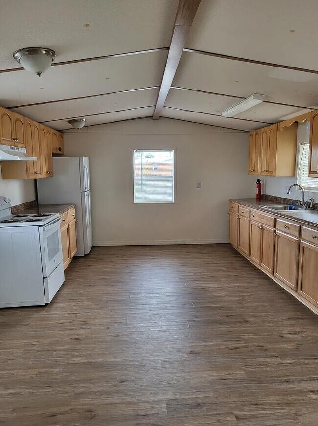 6727 Saltwater Blvd in Hudson, FL - Building Photo - Building Photo