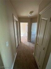 9490 Marshall Creek St in Las Vegas, NV - Building Photo - Building Photo