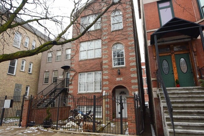 1445 W Cortez St, Unit J08P