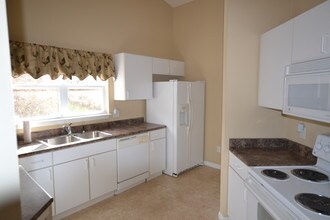 39B Jacobs Way Dr in Hendersonville, NC - Building Photo - Building Photo