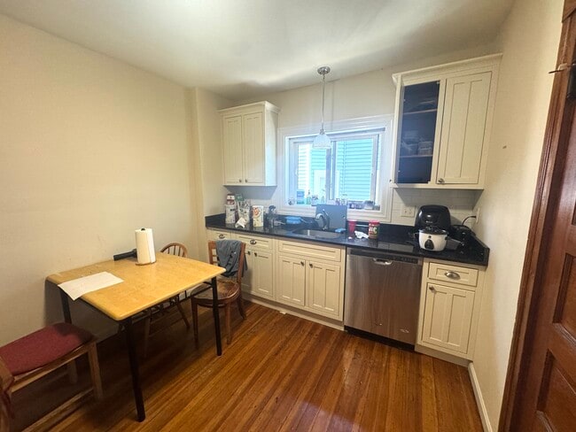 258 Boston Ave, Unit #2