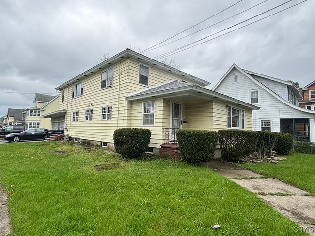 2101 James St in Syracuse, NY - Building Photo - Building Photo