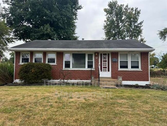 90 W St Anthony Ln in Florissant, MO - Building Photo - Building Photo