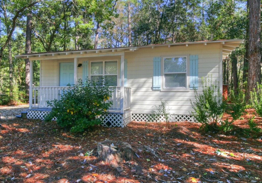 15750 Scenic Hwy 98 in Fairhope, AL - Building Photo