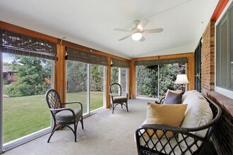 6741 E La Salle Pl in Denver, CO - Foto de edificio - Building Photo