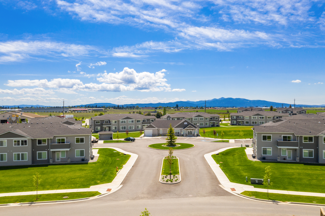 The Villas at Hayden North, LLC in Hayden, ID - Foto de edificio