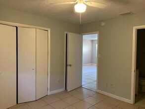 825 Lyndhurst St in Dunedin, FL - Building Photo - Building Photo