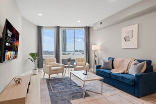 626 N Delaware Ave in Philadelphia, PA - Building Photo