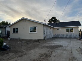 3003 Baylis St in Fremont, CA - Building Photo