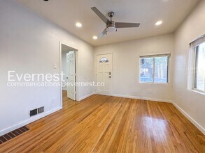 2375 S Lincoln St in Denver, CO - Building Photo - Building Photo