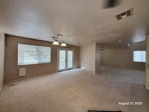9665 Marble Peak Ct in Las Vegas, NV - Building Photo - Building Photo