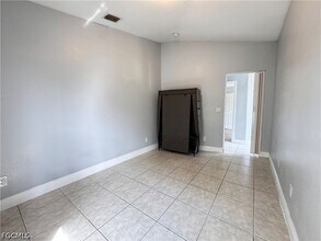 4606 30th St SW in Lehigh Acres, FL - Building Photo - Building Photo