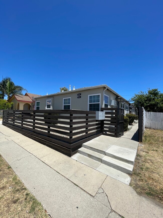 1512 S Redondo Blvd, Unit 1514.5