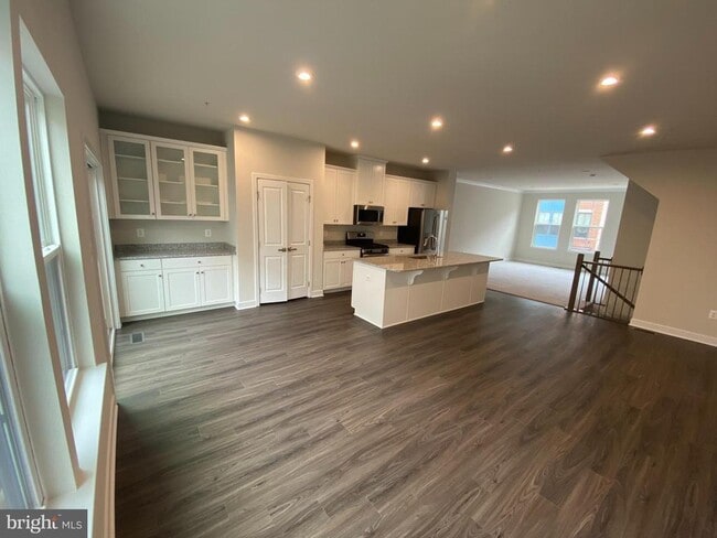 2822 Toles Park Dr in Hillcrest Heights, MD - Building Photo - Building Photo