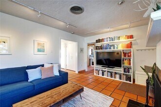 3709 Vineland Dr in Austin, TX - Foto de edificio - Building Photo