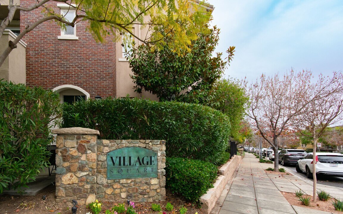 1114 Elfin Forest Rd W in San Marcos, CA - Building Photo