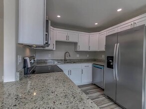 405 E Mohave Rd in Tucson, AZ - Foto de edificio - Building Photo