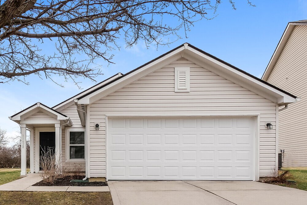 11628 High Grass Dr in Indianapolis, IN - Building Photo