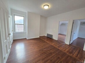 3141 Kingsbridge Terrace in Bronx, NY - Building Photo - Building Photo