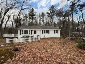 29 Holden Rd in Sterling, MA - Building Photo