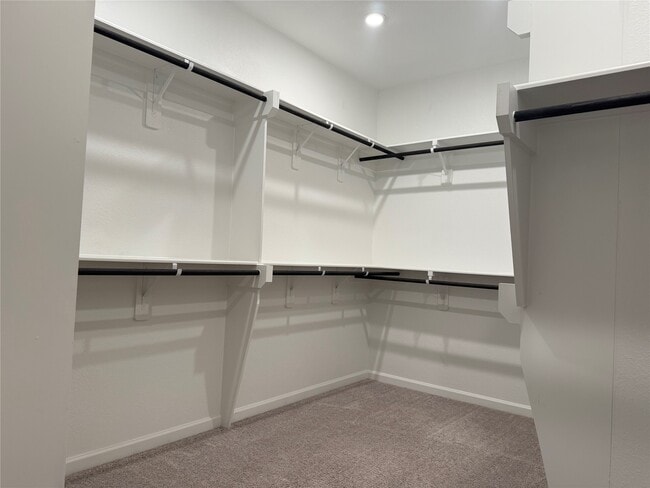 property at 4942 Hitchings Ct