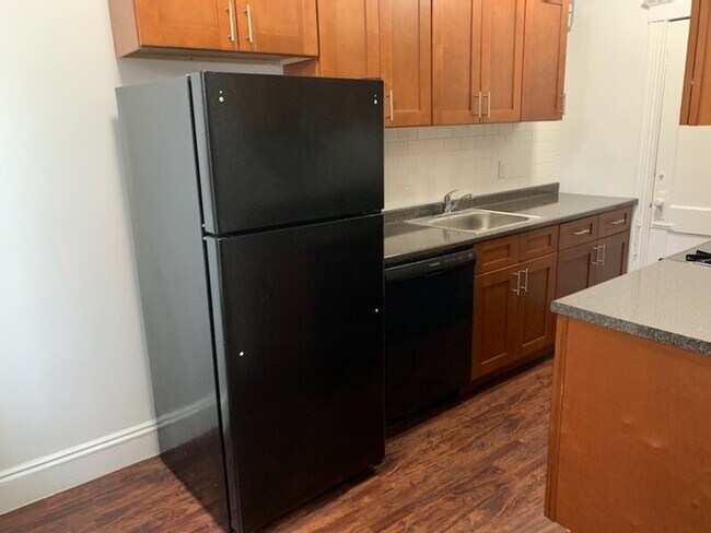 227 Park Dr, Unit 7 in Boston, MA - Building Photo - Building Photo