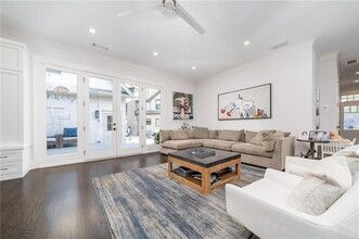 216 Haralson Ln in Atlanta, GA - Building Photo - Building Photo
