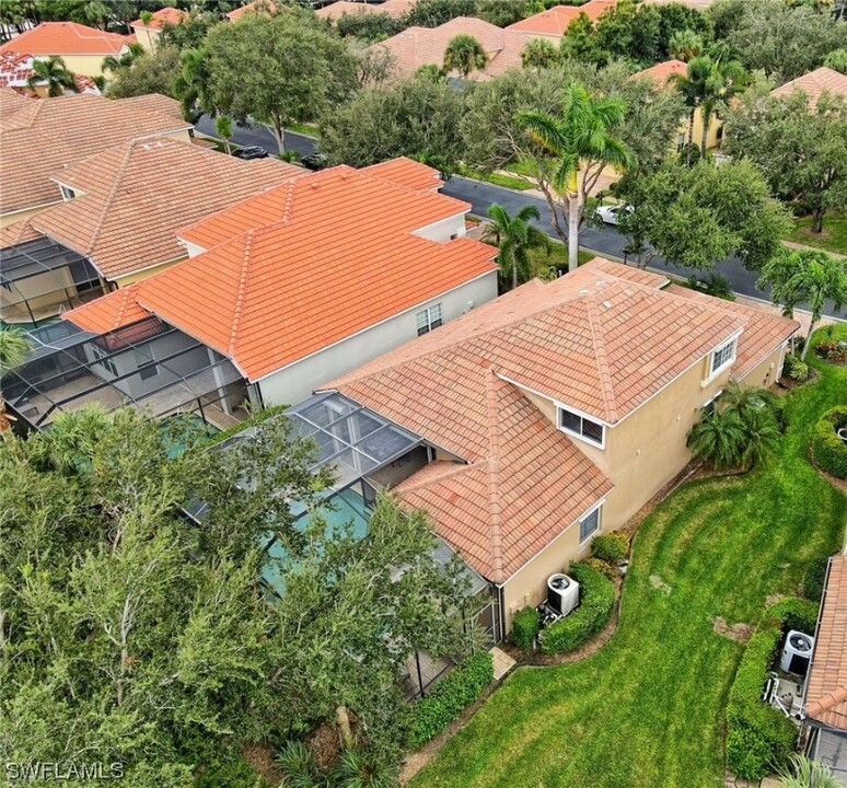 8924 Ventura Way in Naples, FL - Building Photo