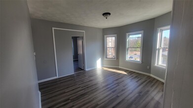 174 South Ave-Unit -Apt 3 in Poughkeepsie, NY - Building Photo - Building Photo