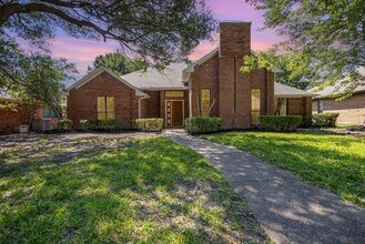 922 Sycamore Creek Rd, Unit A305(MarinaView)) in Allen, TX - Building Photo - Building Photo