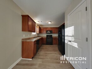 706 Cottoncloud Dr in Lebanon, TN - Building Photo - Building Photo