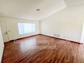 68350 Los Gatos Rd in Cathedral City, CA - Building Photo - Building Photo