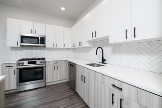 The Forum in Red Bank, NJ - Foto de edificio - Building Photo