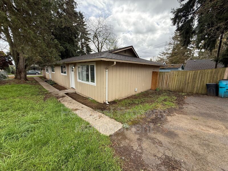 2718 Q St in Vancouver, WA - Building Photo