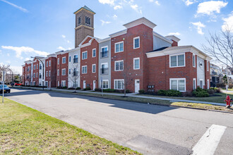 Bell Tower Lofts in Buffalo, NY - Foto de edificio - Building Photo