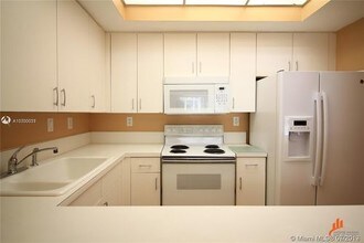 9805 NW 52nd St-Unit -117 in Doral, FL - Building Photo - Building Photo