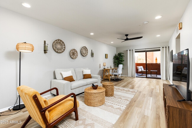 property at 12222 N Paradise Village Pkwy W