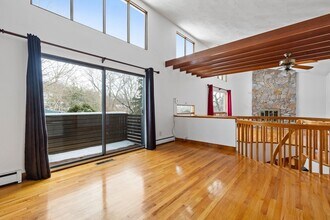 330 Cambridge St in Winchester, MA - Building Photo - Building Photo