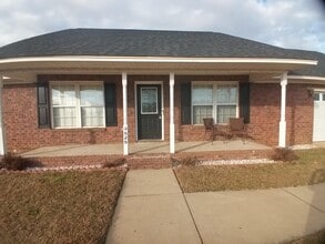 3525 Drayton Dr in Dalzell, SC - Building Photo - Building Photo