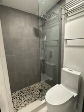 632 S 28th Ave in Hollywood, FL - Foto de edificio - Building Photo