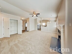 4991 Astonshire Ln in Concord, NC - Foto de edificio - Building Photo