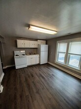 1518 10th St in Charleston, IL - Building Photo - Building Photo