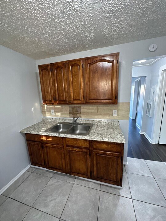 1528 Mt Herman St in Jacksonville, FL - Building Photo