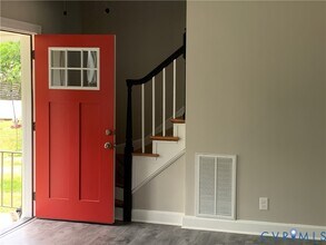 4202 Thomas Dr in Richmond, VA - Foto de edificio - Building Photo