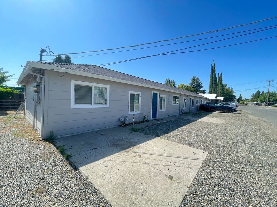 2282 Third St-Unit -2282 Maple St #3 in Sutter, CA - Building Photo